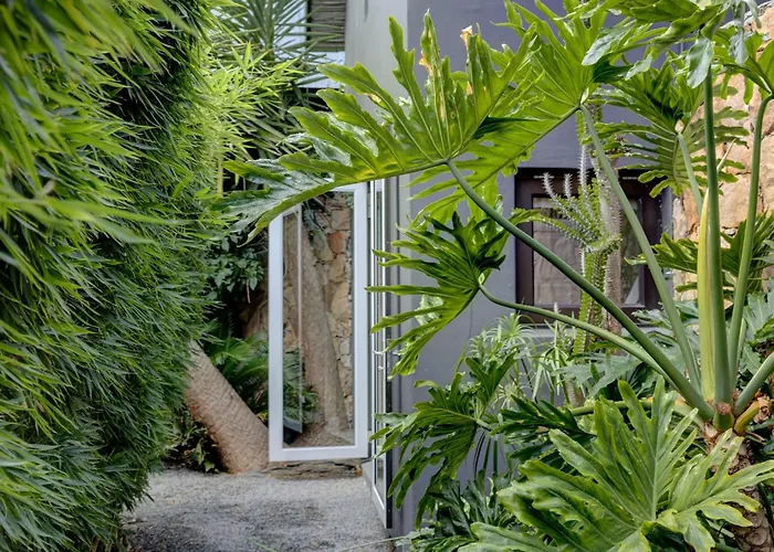 Future Found Sanctuary, Luxury Boutique Hotel By Newmark