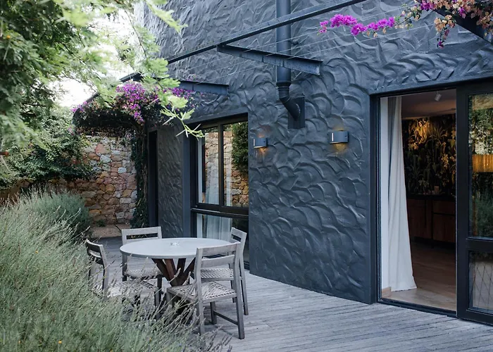 Future Found Sanctuary, Luxury Boutique Hotel By Newmark